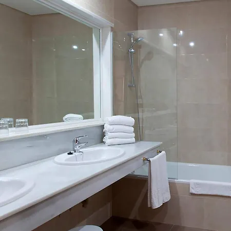 Отель Sol By Melia Marbella - Atalaya Park 4*